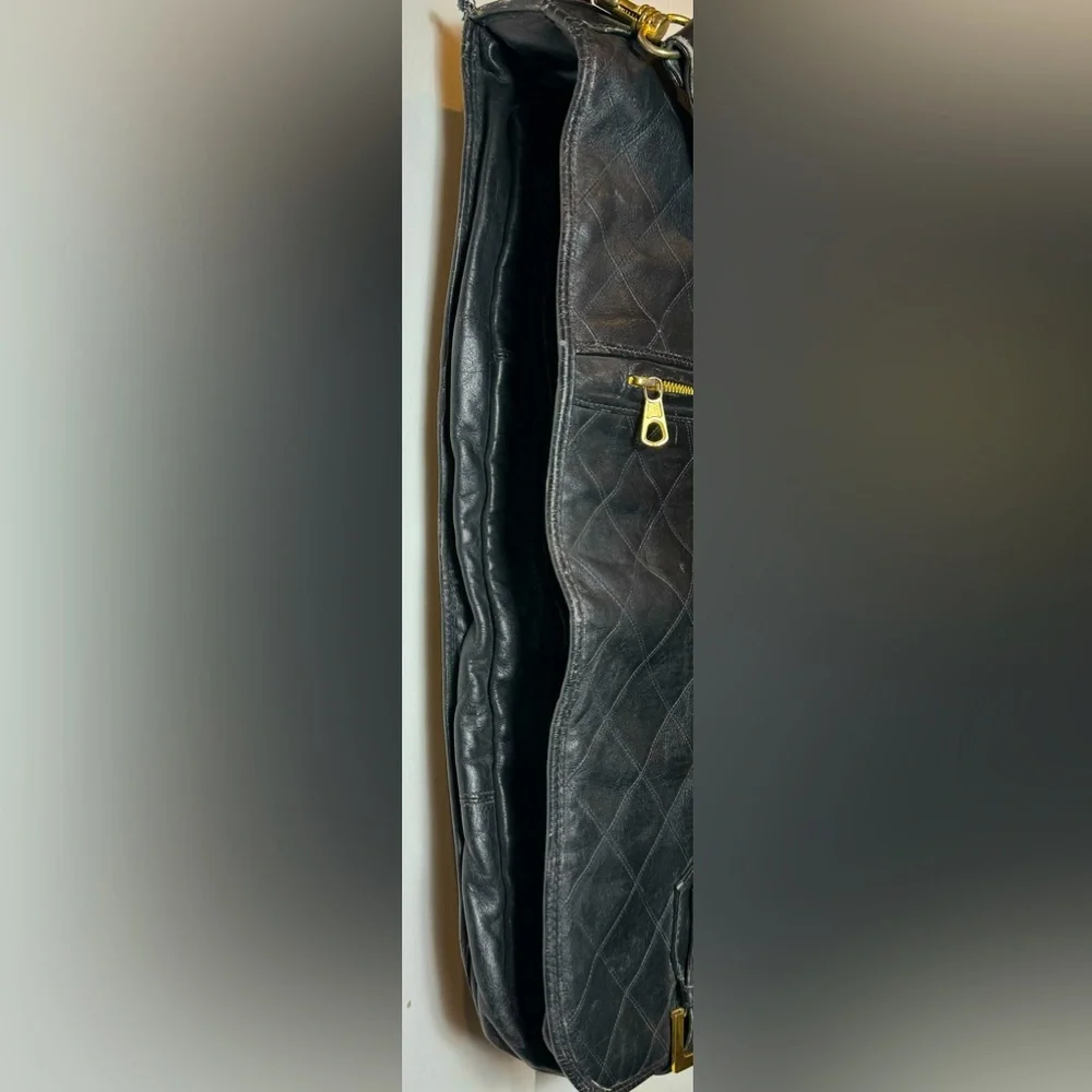 CHANEL Vintage Quilted Leather Garment Bag - Picture 2 of 9